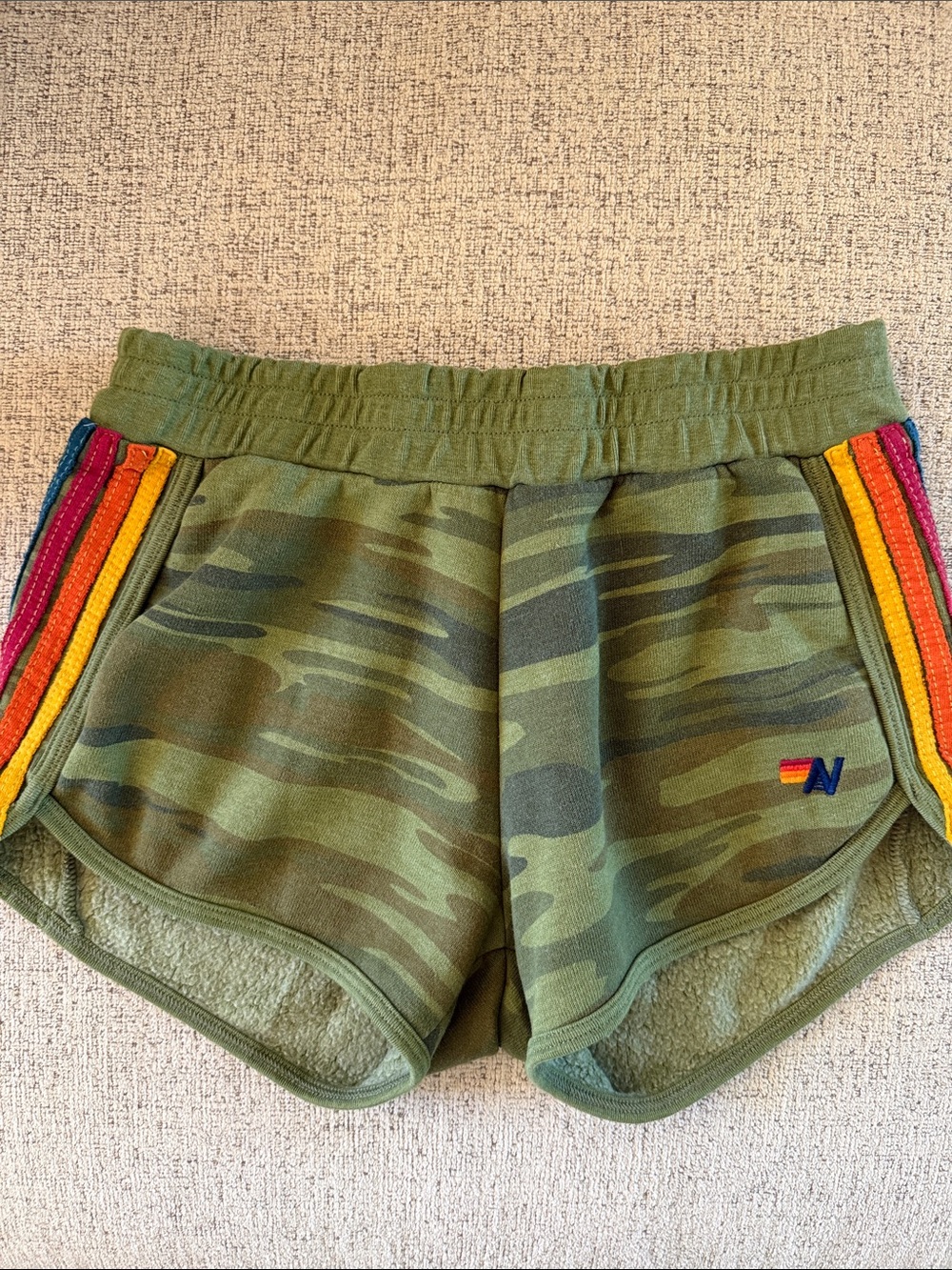 Aviator Nation WOMENS 5 STRIPE JOGGER SHORTS Color CAMO // RAINBOW Size Small